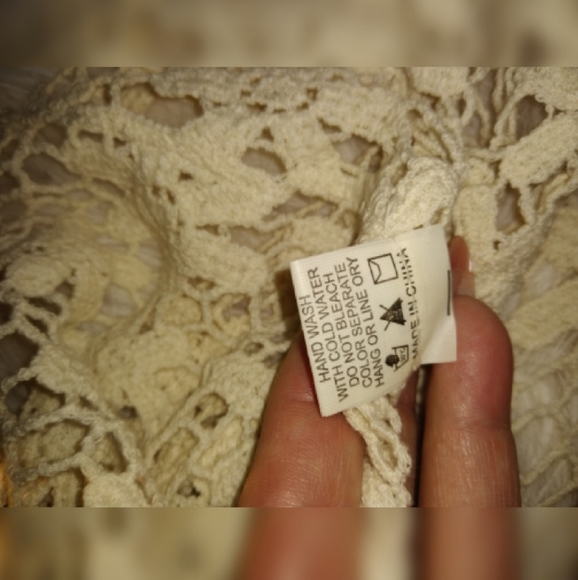 Debut embroidered boho crochet cream tank top size S,M. - Picture 5 of 8